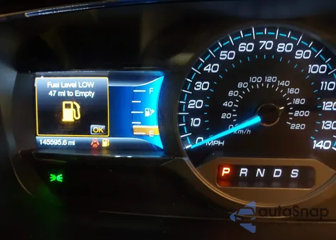 2016 Ford Taurus Limited z USA, uszkodzony, nr VIN 1FAHP2J81GG118032